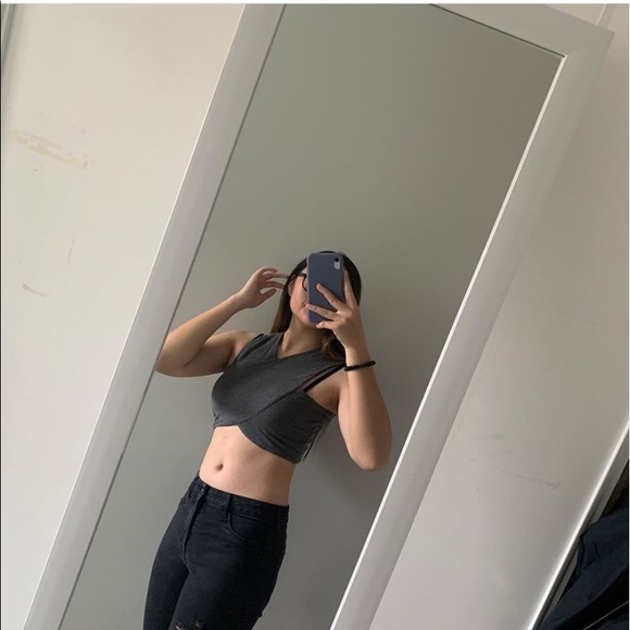 grey cutout tank from garage - Picture 6 of 6